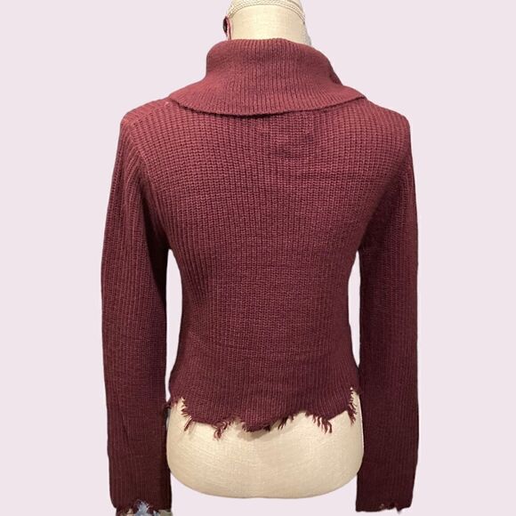 NWT Distressed Cropped Sweater - Picture 3 of 9